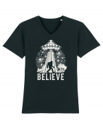 Believe Vintage Alien Spaceship Bigfoot Tricou mânecă scurtă guler V Bărbat Presenter