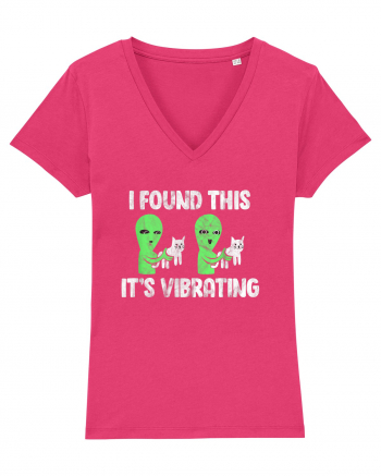 I Found This It's Vibrating Funny Cat Alien Raspberry