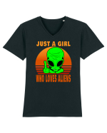 Just A Girl Who Loves Aliens Tricou mânecă scurtă guler V Bărbat Presenter