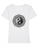 Yin Yang Symbol in a Mandala Tricou mânecă scurtă guler larg fitted Damă Expresser