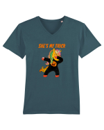 Ea e partenera mea Halloween Tricou mânecă scurtă guler V Bărbat Presenter