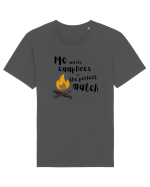 Me and the campfires - the perfect match (negru)  Tricou mânecă scurtă Unisex Rocker