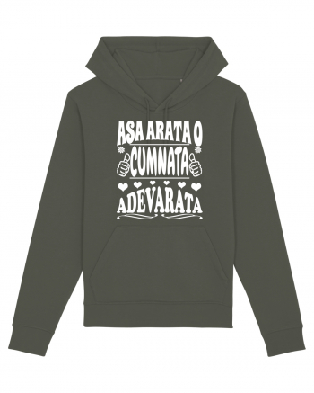 Asa arata o cumnata adevarata Khaki