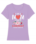 I Am A Mom And A Chemist Nothing Scares Me Tricou mânecă scurtă guler larg fitted Damă Expresser