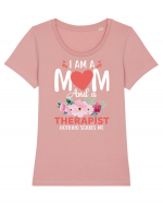 I Am A Mom And A Therapist Nothing Scares Me Tricou mânecă scurtă guler larg fitted Damă Expresser