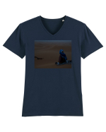Tea in the Desert Design Tricou mânecă scurtă guler V Bărbat Presenter
