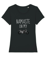 Namaste on My Bike Tricou mânecă scurtă guler larg fitted Damă Expresser