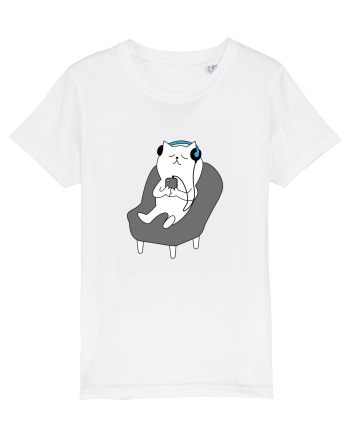 Chillin' White