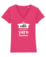 This Witch can be bribed with yarn and chocolate. (alb) Tricou mânecă scurtă guler V Damă Evoker