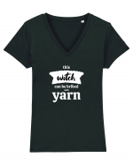 This Witch can be bribed with yarn. (alb) Tricou mânecă scurtă guler V Damă Evoker