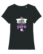 This Witch can be bribed with yarn. (ghem roz si alb) Tricou mânecă scurtă guler larg fitted Damă Expresser