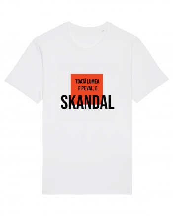 Toata Lumea e pe val - E SKANDAL White