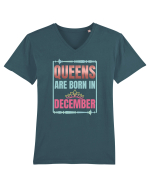 Queens Are Born In December  Tricou mânecă scurtă guler V Bărbat Presenter