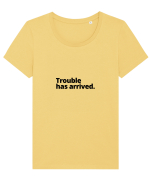 Trouble has arrived. (negru) Tricou mânecă scurtă guler larg fitted Damă Expresser