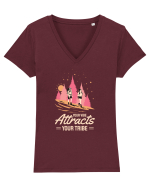 Pentru montaniarzi - Your vibe attracts your tribe Tricou mânecă scurtă guler V Damă Evoker