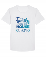 Pentru Crăciun în familie - Family makes this house a home Tricou mânecă scurtă guler larg Bărbat Skater