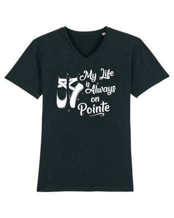 On pointe Black