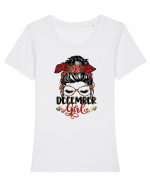 I am a December Girl Sagittarius Sagetator Tricou mânecă scurtă guler larg fitted Damă Expresser