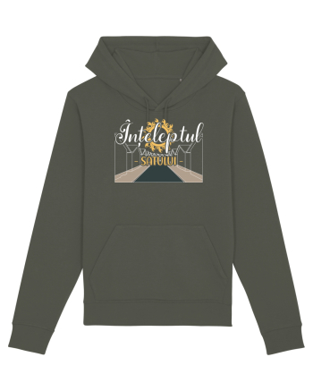 Inteleptul satului Khaki