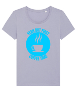 Yeah But First Coffee Tricou mânecă scurtă guler larg fitted Damă Expresser