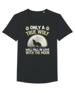 Only a true wolf will fall in love with the moon Tricou mânecă scurtă guler larg Bărbat Skater