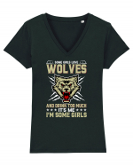 Some girls love wolves and drink too much Tricou mânecă scurtă guler V Damă Evoker