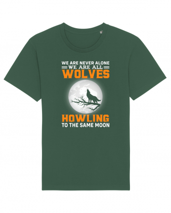 We are never alone we are all wolves howling Bottle Green