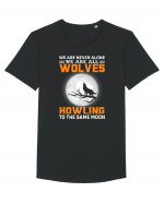 We are never alone we are all wolves howling Tricou mânecă scurtă guler larg Bărbat Skater