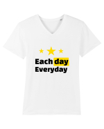 Each day. Everyday.  Tricou mânecă scurtă guler V Bărbat Presenter