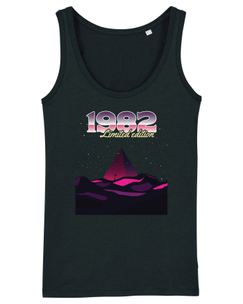 Synthwave  1982 pyramid limited edition Black