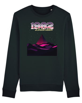 Synthwave  1982 pyramid limited edition Black