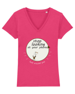 Stop Looking at Your Phone Tricou mânecă scurtă guler V Damă Evoker