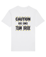 Caution - here comes team bride Tricou mânecă scurtă Unisex Rocker