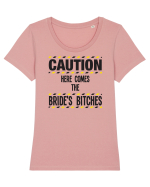 Caution - here comes the brides bitches Tricou mânecă scurtă guler larg fitted Damă Expresser