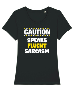 Caution - speaks fluent sarcasm Tricou mânecă scurtă guler larg fitted Damă Expresser
