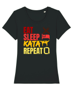 Eat Sleep Kata Repeat  Tricou mânecă scurtă guler larg fitted Damă Expresser