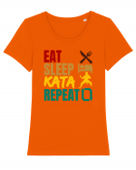 Eat Sleep Kata Repeat  Tricou mânecă scurtă guler larg fitted Damă Expresser