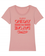 Day One- Start Today Tricou mânecă scurtă guler larg fitted Damă Expresser