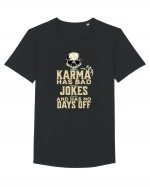 Karma has bad jokes and has no days off Tricou mânecă scurtă guler larg Bărbat Skater