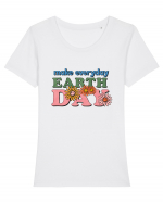 Make Everyday Earth Day Tricou mânecă scurtă guler larg fitted Damă Expresser