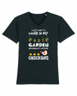 I just want to work in my garden and hangout with my chickens Tricou mânecă scurtă guler V Bărbat Presenter