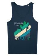 Sometimes I Wet My Plants Maiou Bărbat Runs