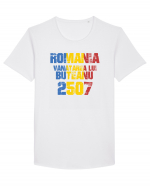 Pentru montaniarzi - Romania 2500 - Vânătarea lui Buteanu Tricou mânecă scurtă guler larg Bărbat Skater