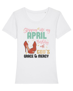 Stepping Into My April Birthday Tricou mânecă scurtă guler larg fitted Damă Expresser