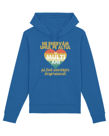 Ne enervam unul pe altul de multi ani si tot suntem impreuna Royal Blue