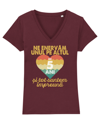 Ne enervam unul pe altul de 5 ani si tot suntem impreuna Burgundy