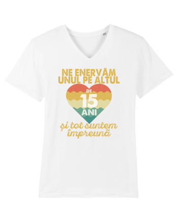 Ne enervam unul pe altul de 15 ani si tot suntem impreuna White