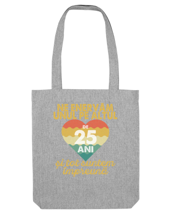 Ne enervam unul pe altul de 25 ani si tot suntem impreuna Heather Grey