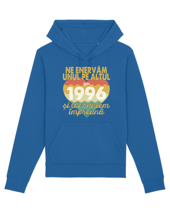 Ne enervam unul pe altul din 1996 si tot suntem impreuna Royal Blue