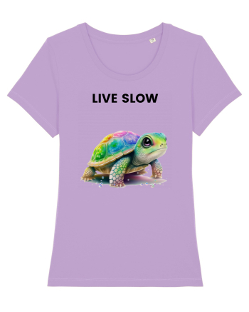 Broasca testoasa pictata in acuarela cu mesajul Live Slow Lavender Dawn